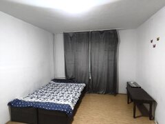 Aparatorii Patriei, Berceni, garsoniera